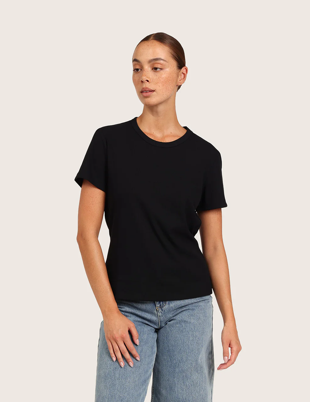 Ribbet T-shirt med Rund Hals