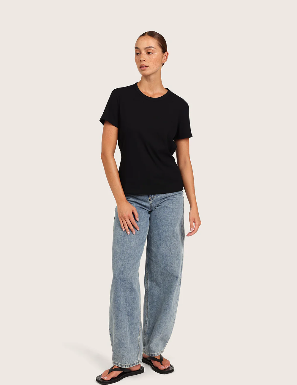 Ribbet T-shirt med Rund Hals