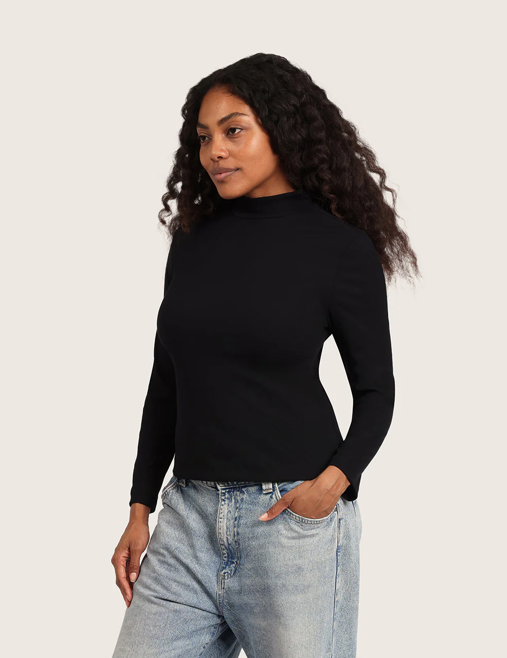 Ribbet Top med Rullekrave