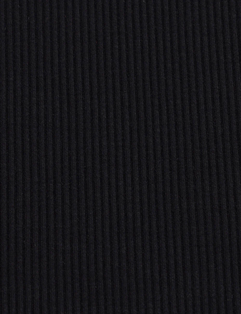 Ribbet Top med Rullekrave