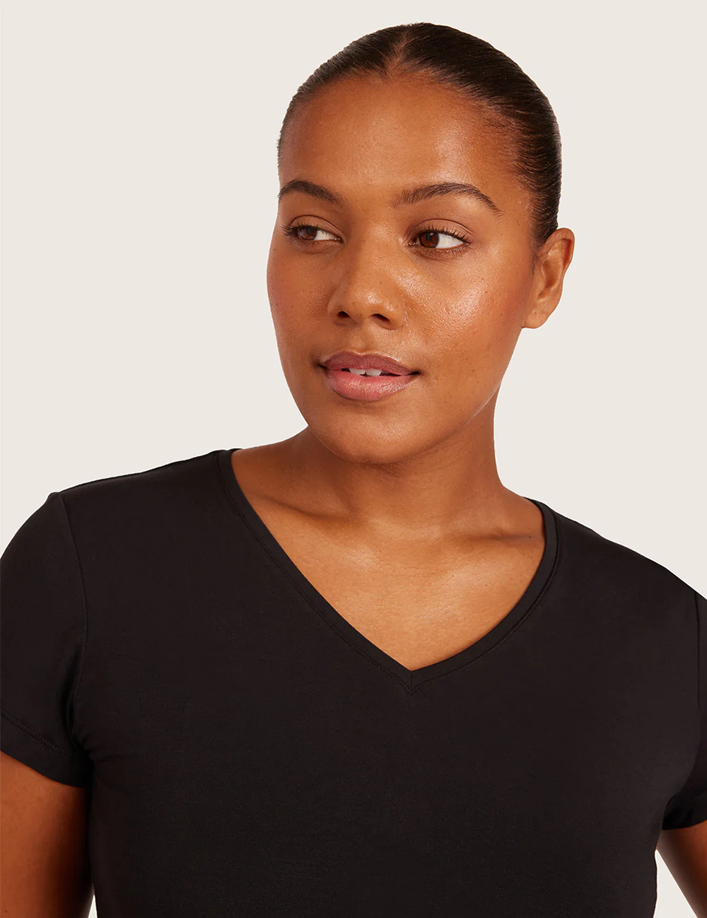 Basis T-shirt med V-Hals