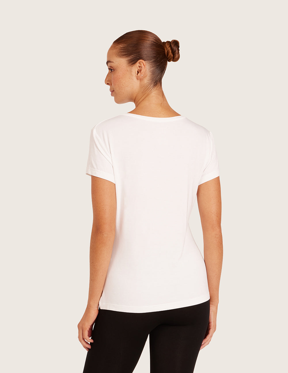Basis T-shirt med V-Hals