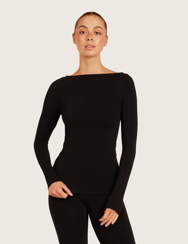 Boatneck Long Sleeve Top