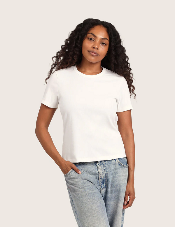 Ribbet T-shirt med Rund Hals