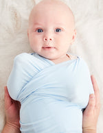 Baby strækbart jersey svøb - Lyseblå | Boody Baby